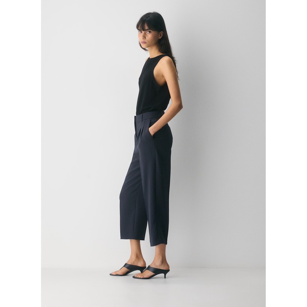 Aritzia Wilfred Effortless Cropped Pant Black High Rise Crepette Size 16 NWT - Picture 2 of 12